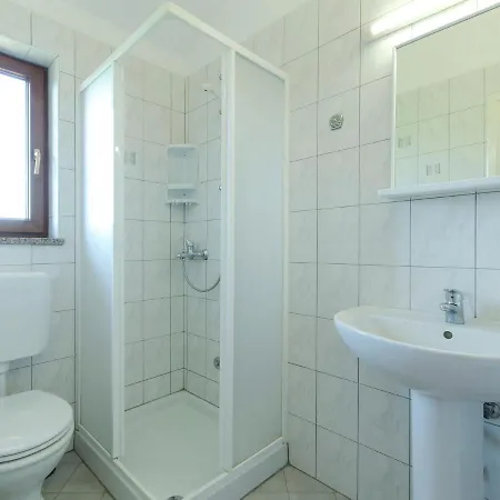 Comfortable In Rovinj With Private Pool Βίλα